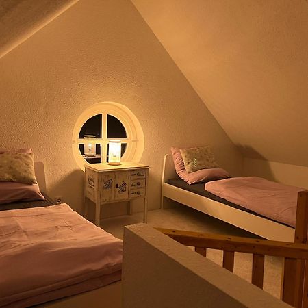 "Landhaus Thuner Heide" Mit Kamin, Whirlpool & Feuerstelle Брауншвайг Екстериор снимка